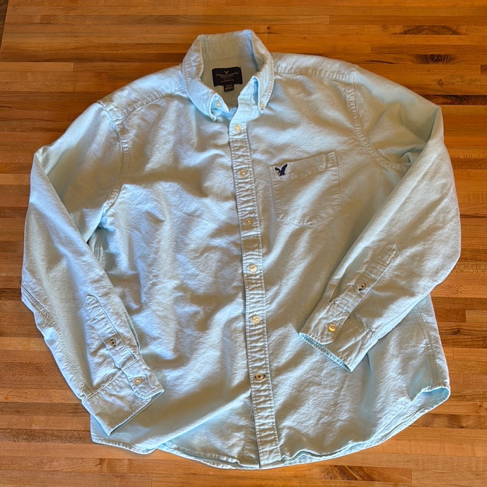 American Eagle Button Down Blue Large
